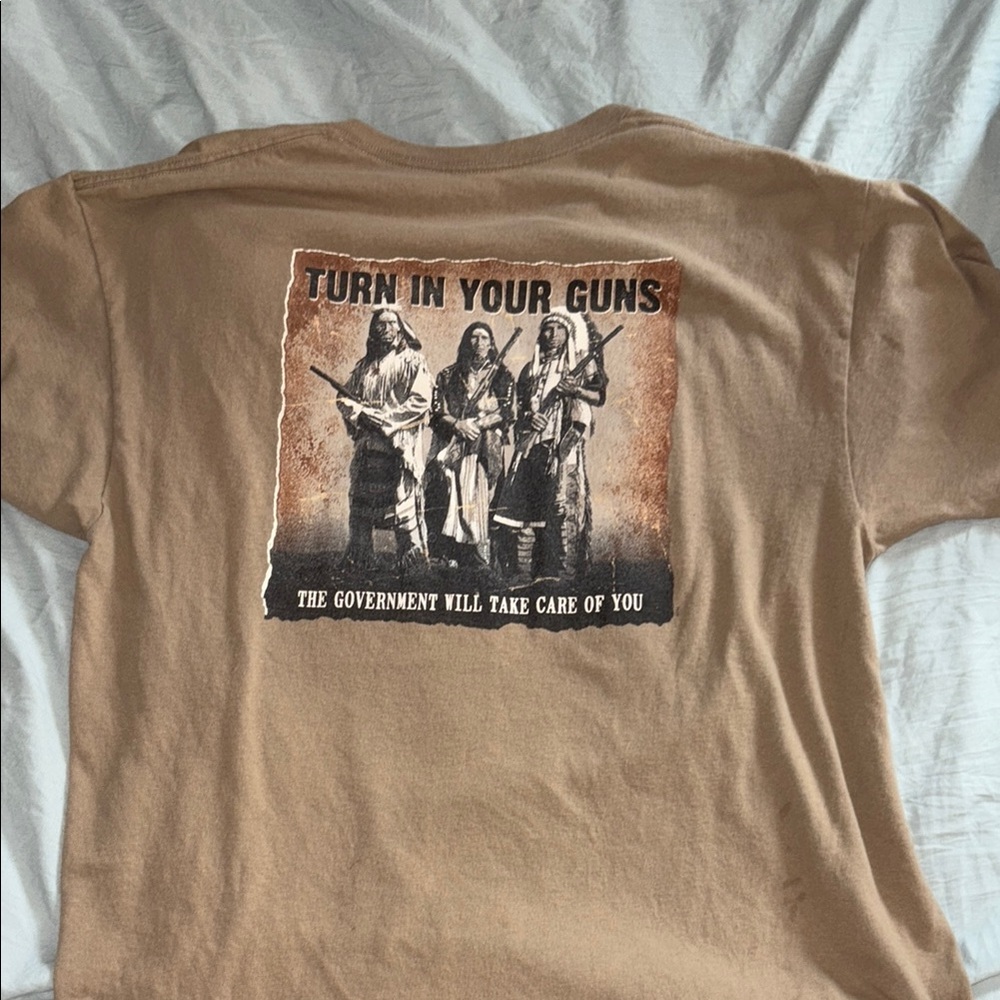 Native American Graphic Tee - Short Sleeve excellent shrunk #native#indianchief